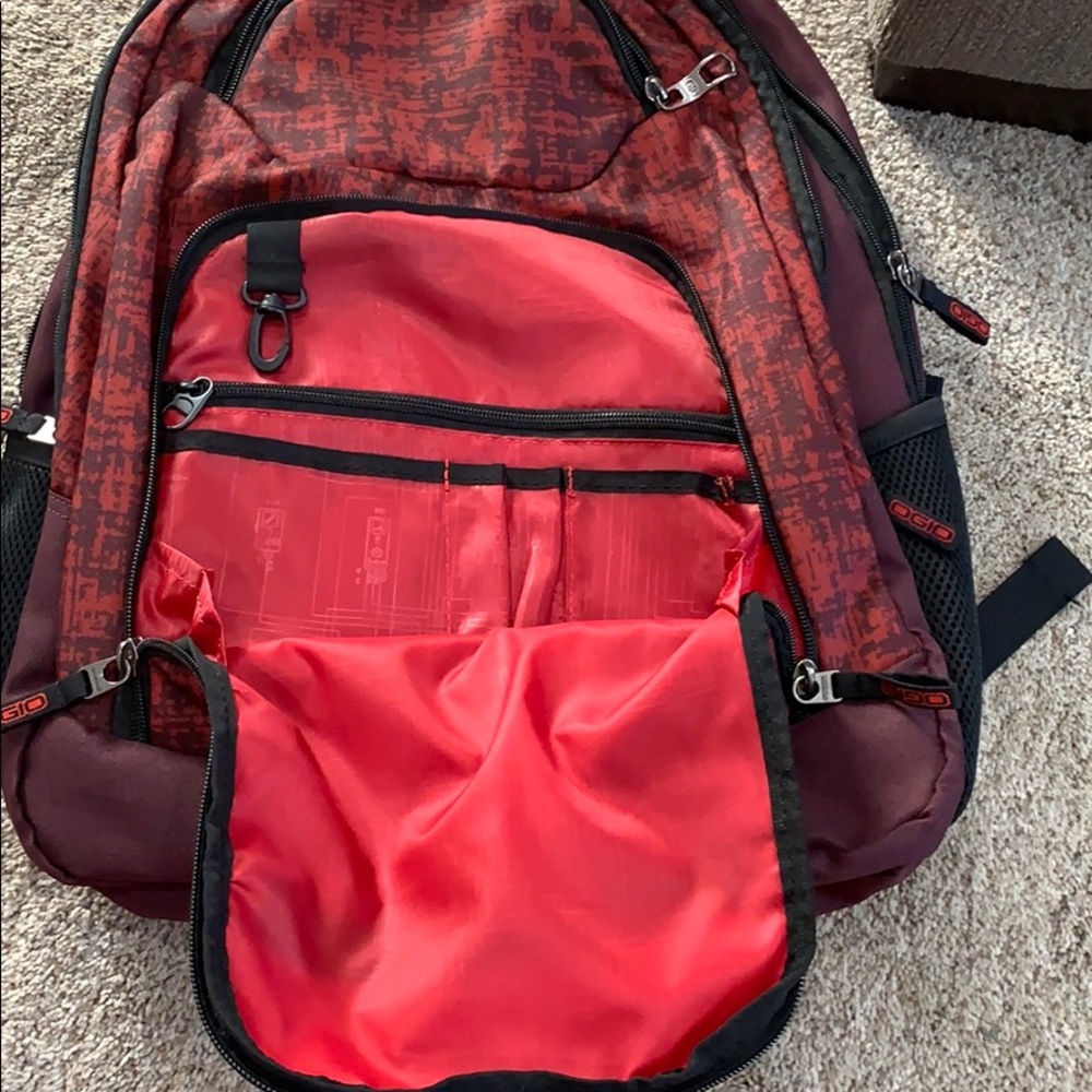 OGIO backpack - Picture 3 of 4